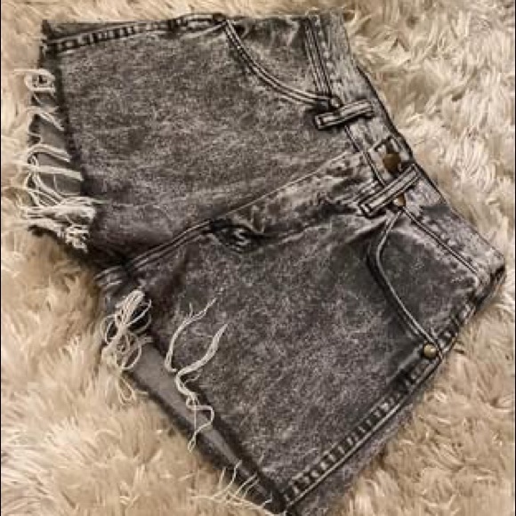 Wrangler Vintage Collection shorts - Picture 1 of 3